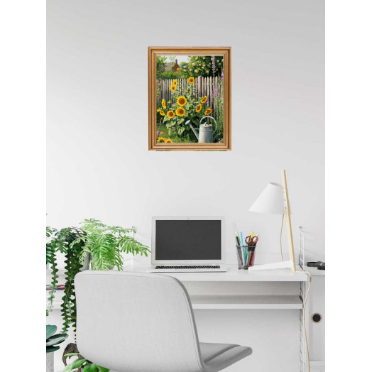 Подсолнухи у забора